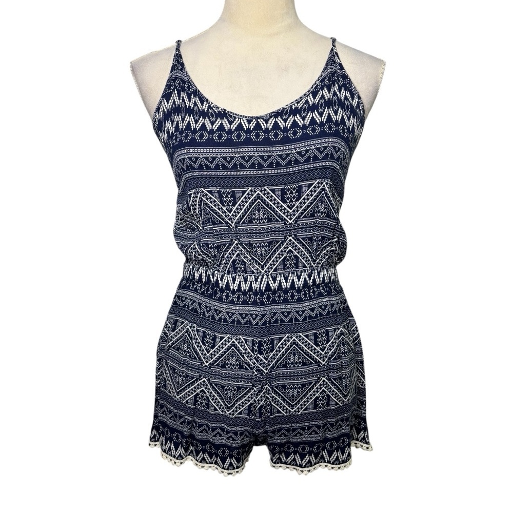 Ci Sono Blue And White Tassel Hem Romper Size Medium Boho Beach Summer Vacation